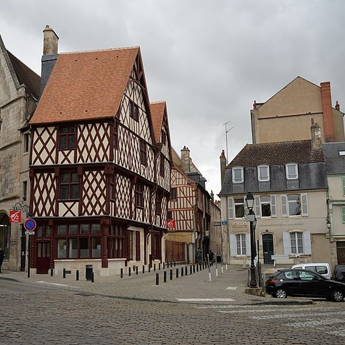 Photo de Immeuble, 17 Rue Pelvoysin à Bourges