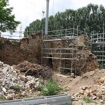 Fortifications dAinay-le-Château