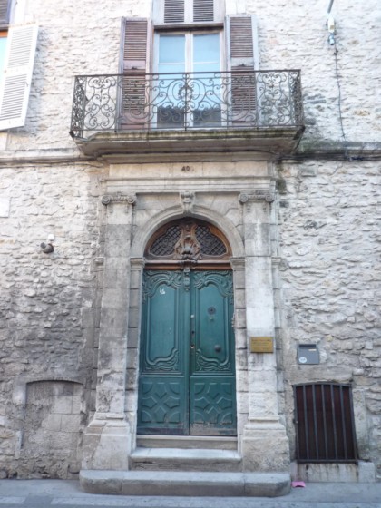 Immeuble, 40 Rue de la Porte-de-France à Nîmes