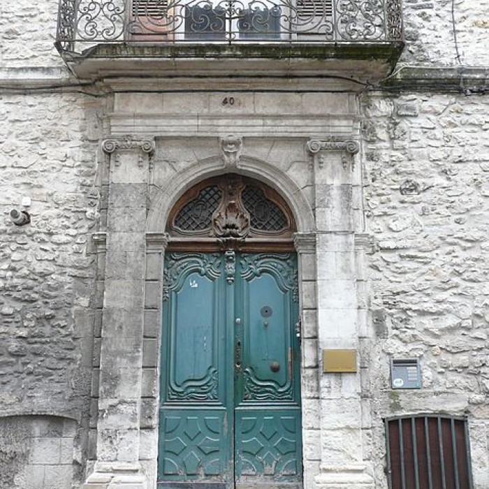 Photo de Immeuble, 40 Rue de la Porte-de-France à Nîmes
