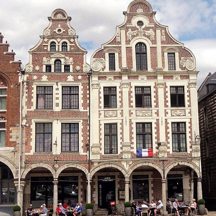 Photo de Immeuble, 51 Grand-Place à Arras