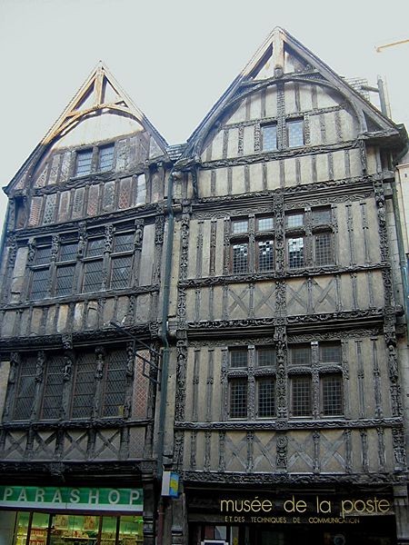 Photo de Immeuble, 52 Rue Saint-Pierre à Caen