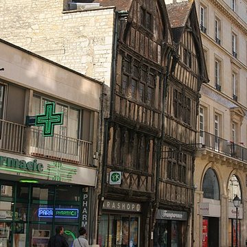 Immeuble, 52 Rue Saint-Pierre à Caen