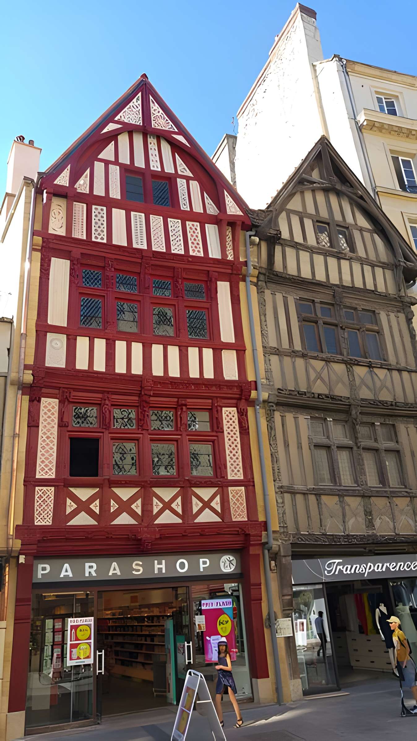 Immeuble, 52 Rue Saint-Pierre à Caen