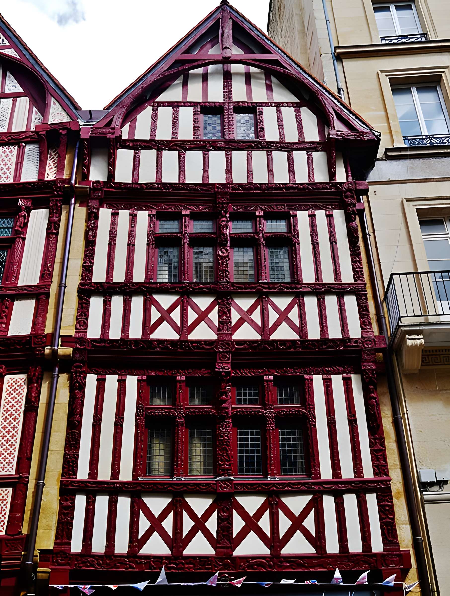 Immeuble, 52 Rue Saint-Pierre à Caen