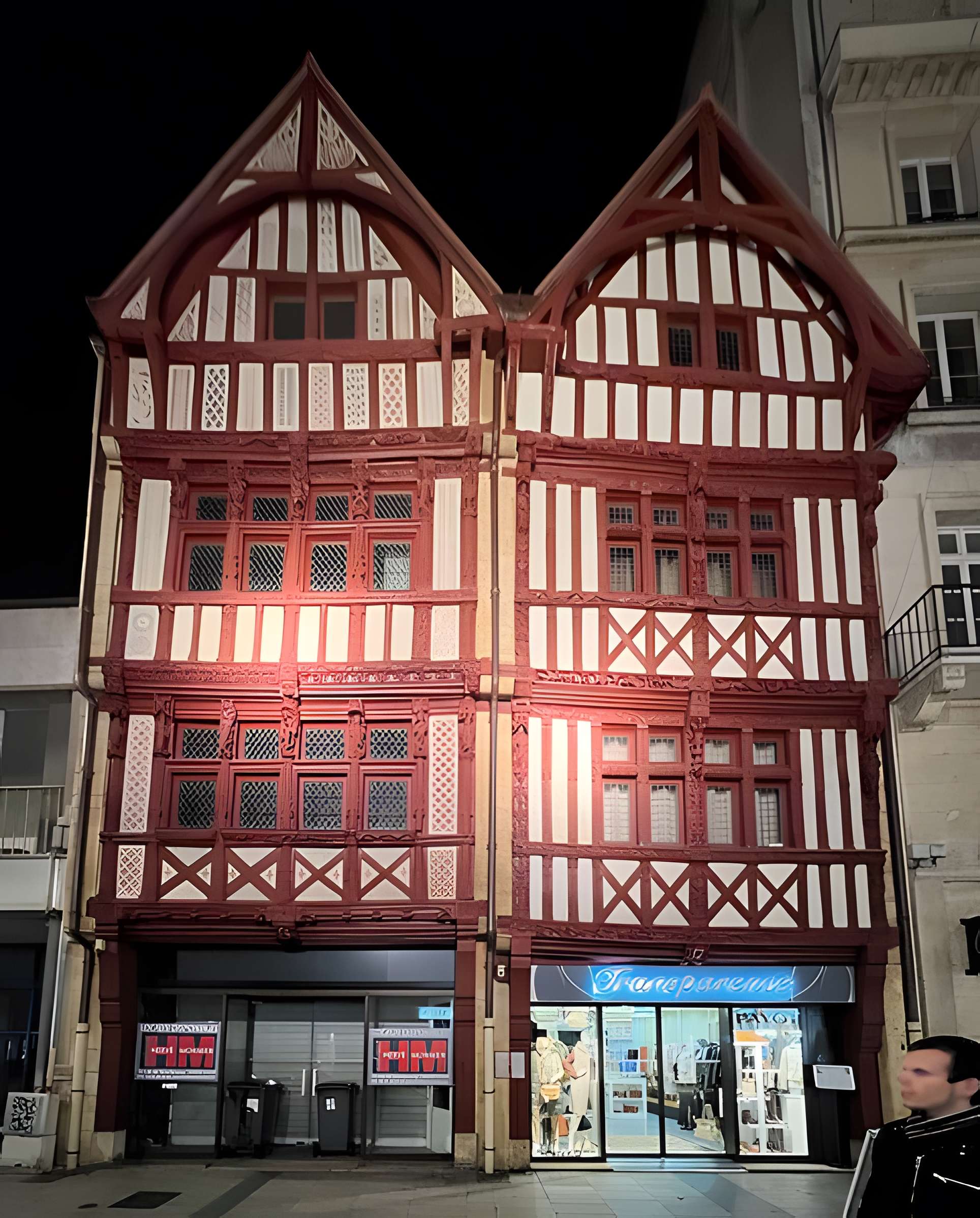 Immeuble, 52 Rue Saint-Pierre à Caen
