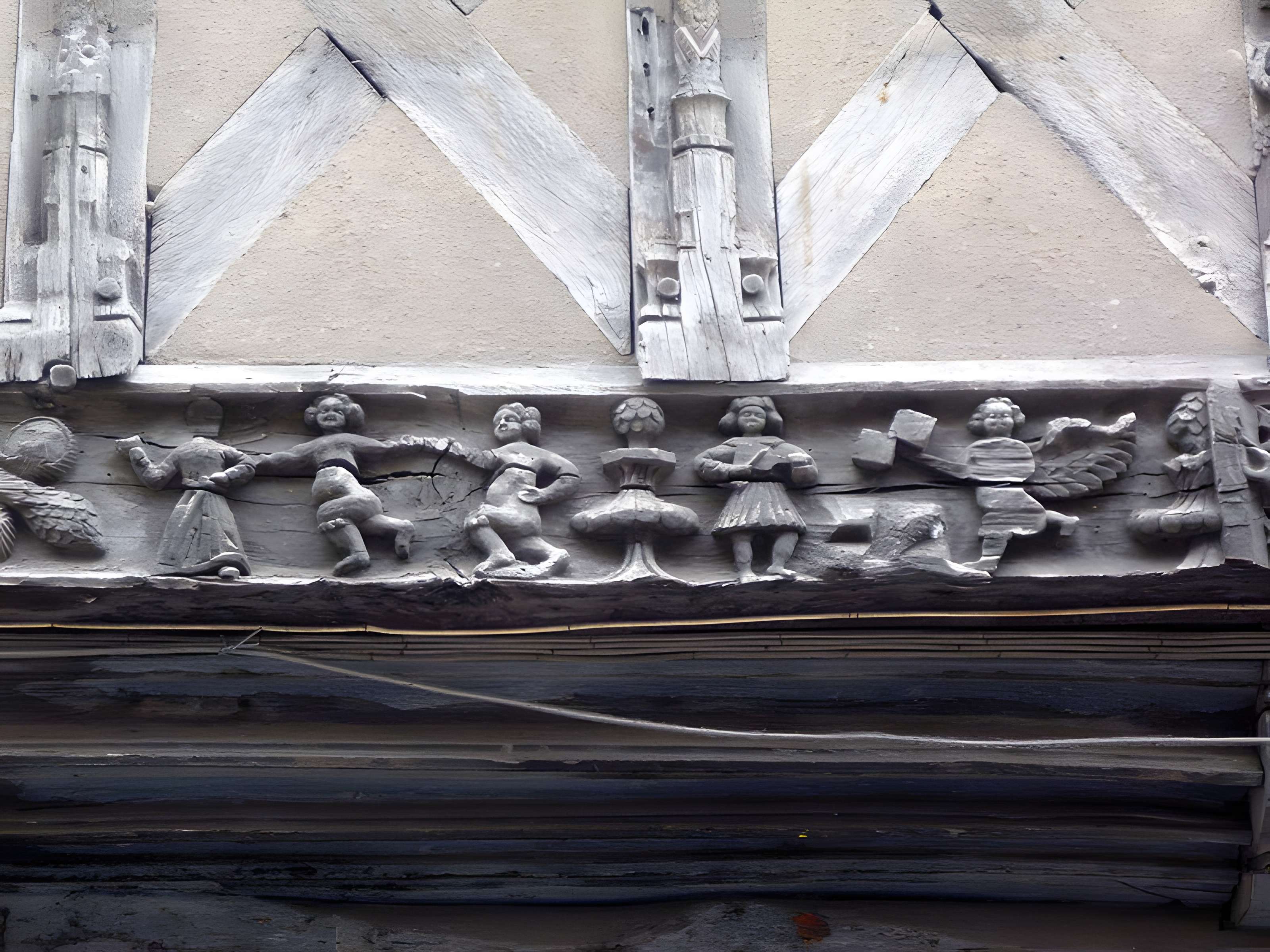 Immeuble, 52 Rue Saint-Pierre à Caen