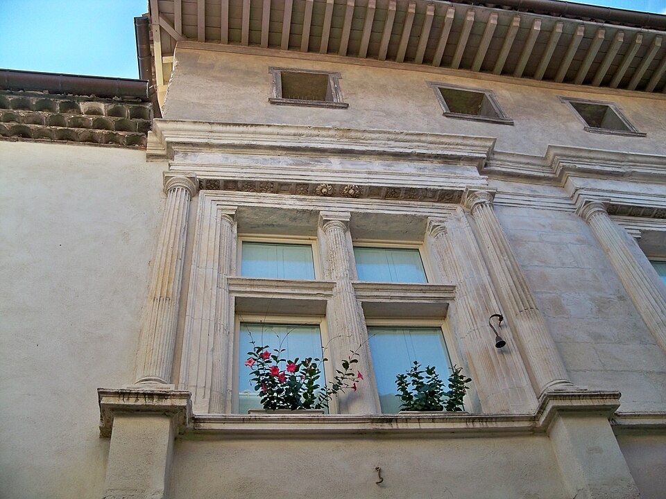 Immeuble, 55 Rue Denfert-Rochereau à L'Isle-sur-la-Sorgue