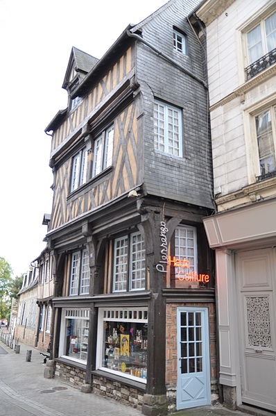 Photo de Immeuble, 6 Rue Auguste-Leprevost à Bernay