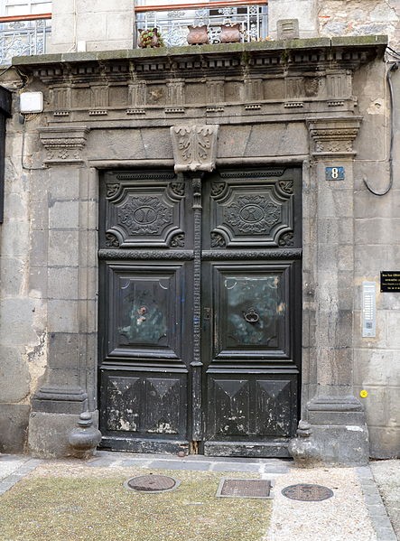 Photo de Immeuble, 8 Rue du Consulat à Aurillac