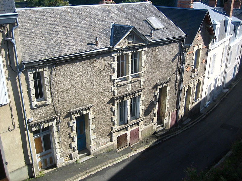 Photo de Immeubles, 1 à 9 Rue Porte-Maillot à Thouars