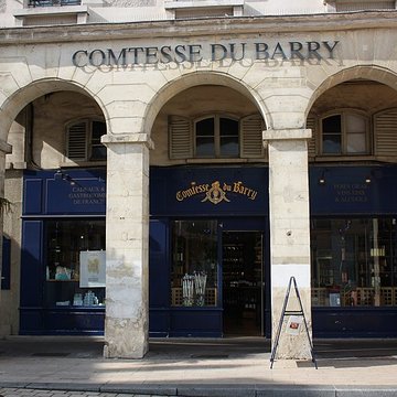 Immeubles, 2-8 Place du Marché-Neuf à Saint-Germain-en-Laye