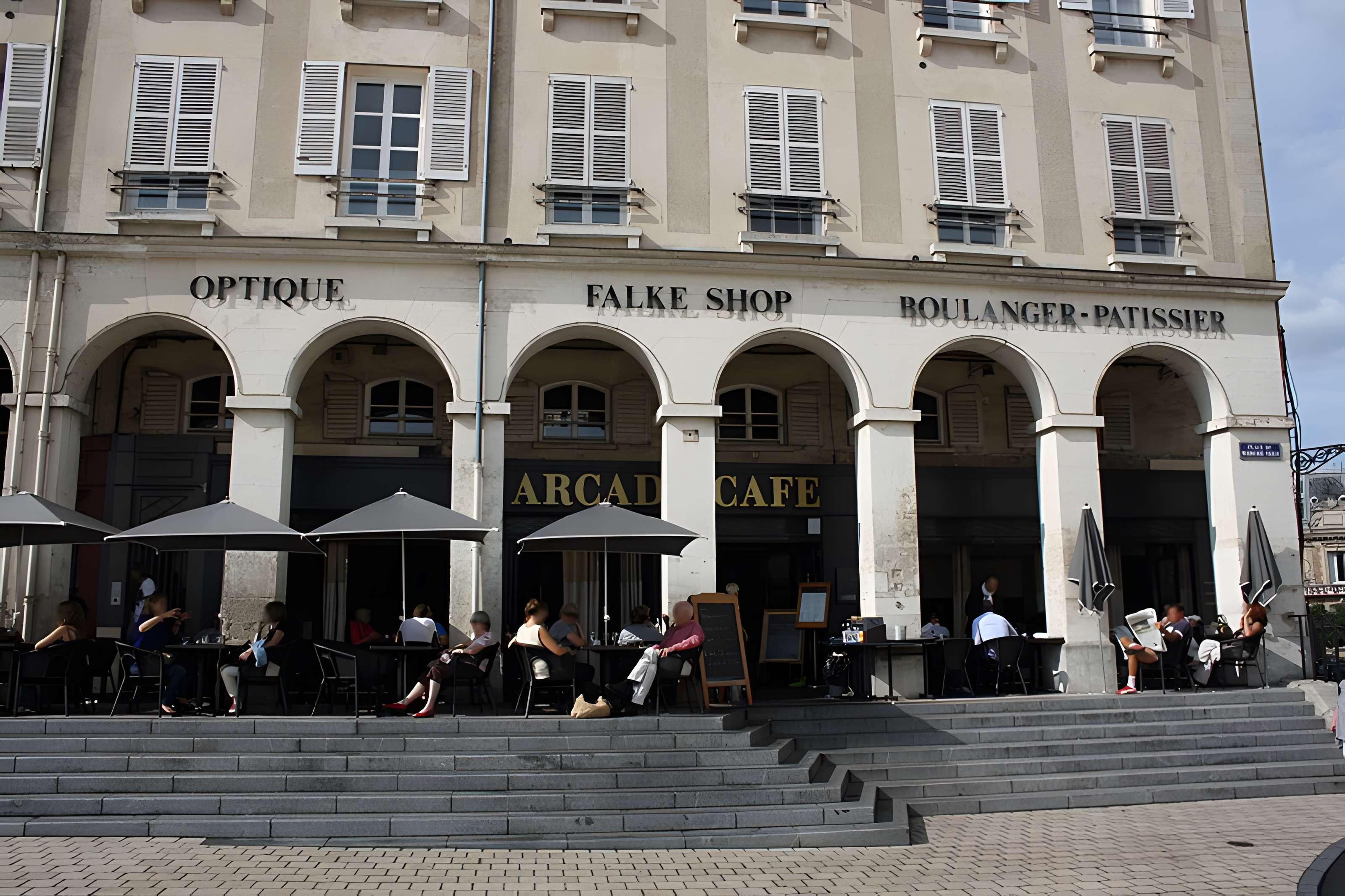 Immeubles, 2-8 Place du Marché-Neuf à Saint-Germain-en-Laye