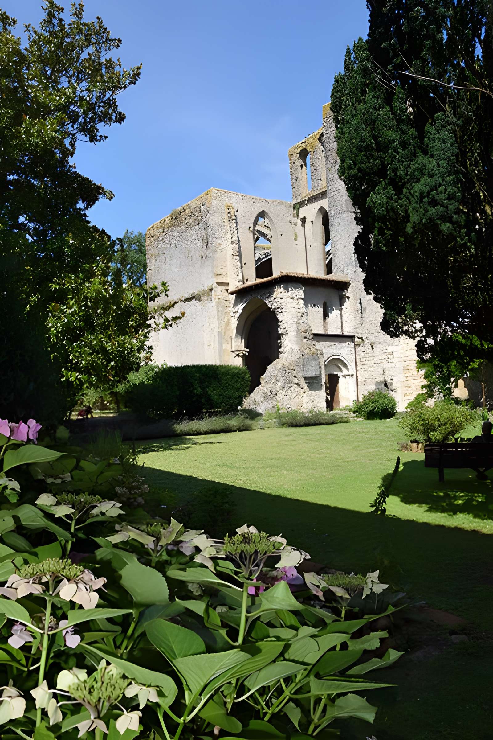 Abbaye Sainte-Marie de Villelongue