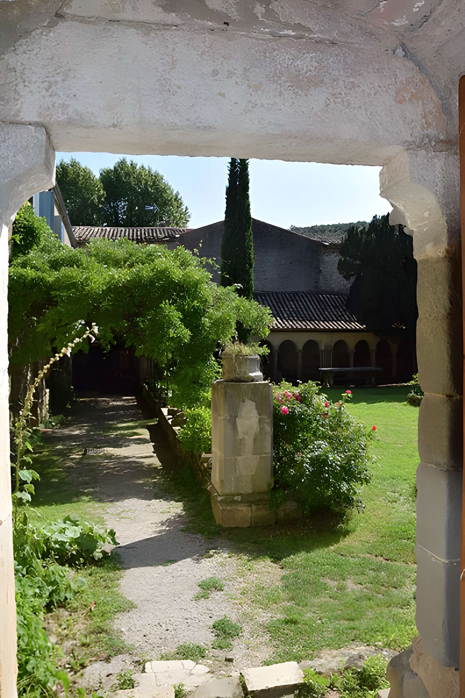 Abbaye Sainte-Marie de Villelongue