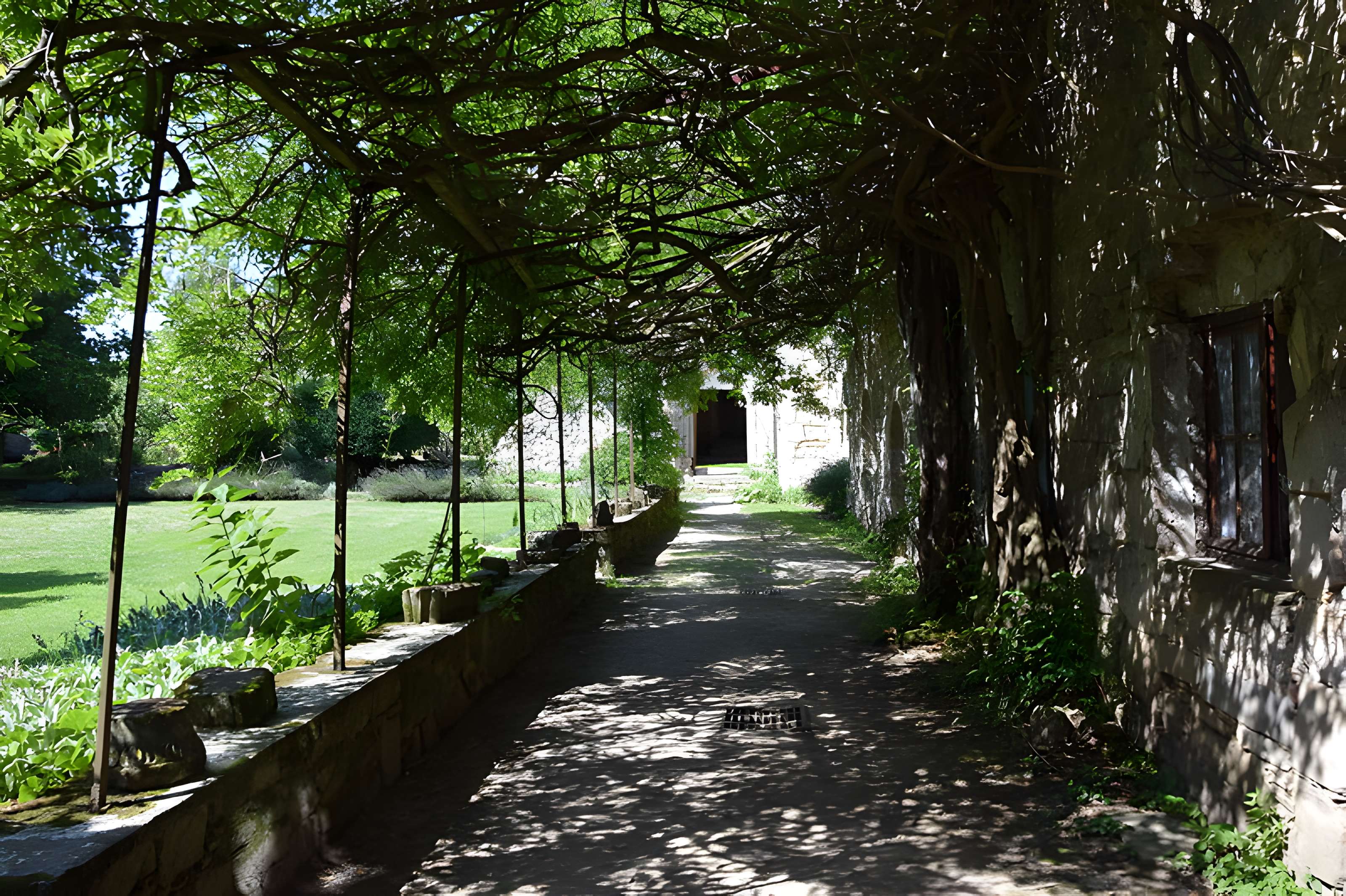 Abbaye Sainte-Marie de Villelongue