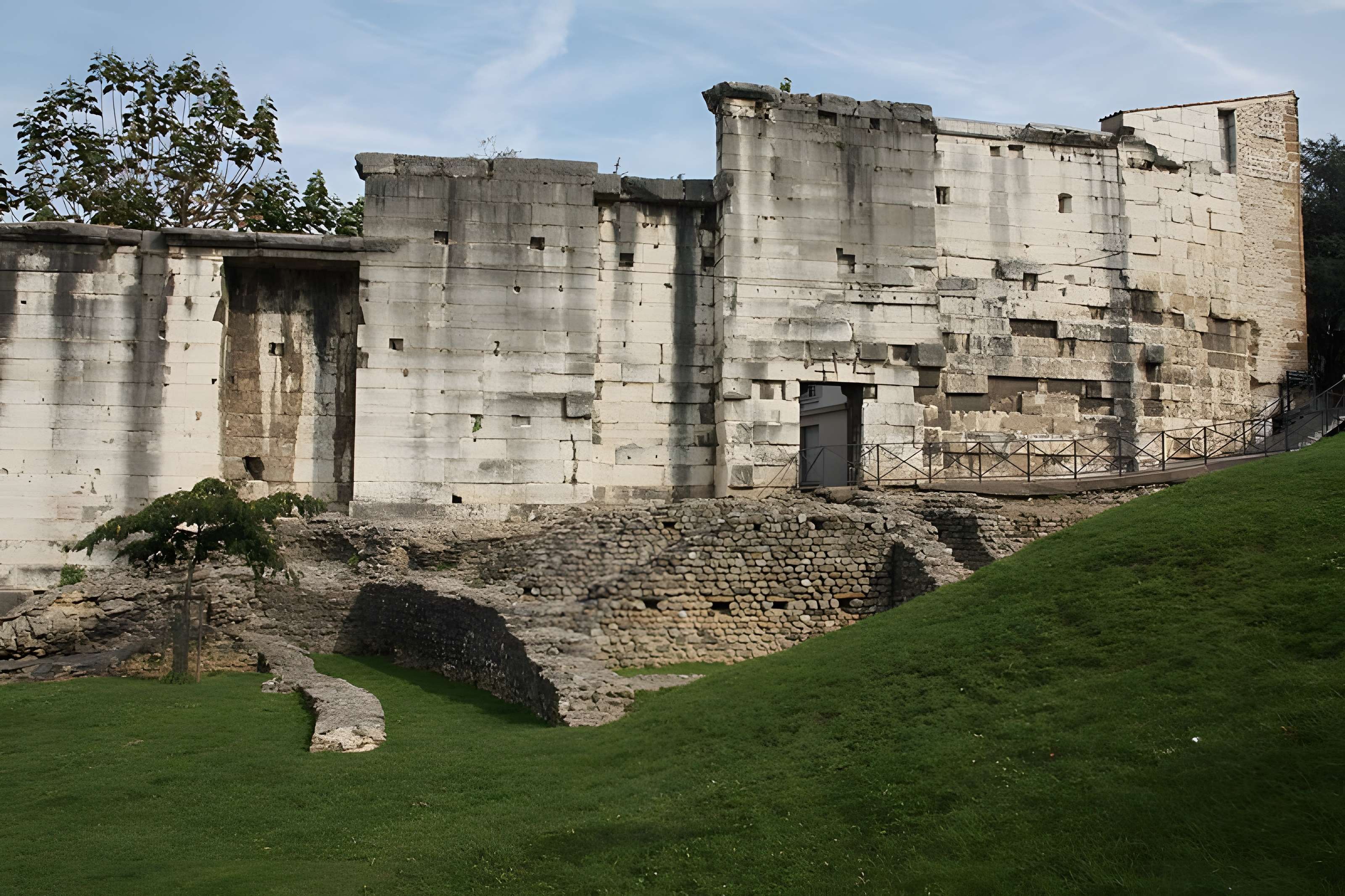 Jardin archéologique de Cybèle à Vienne 