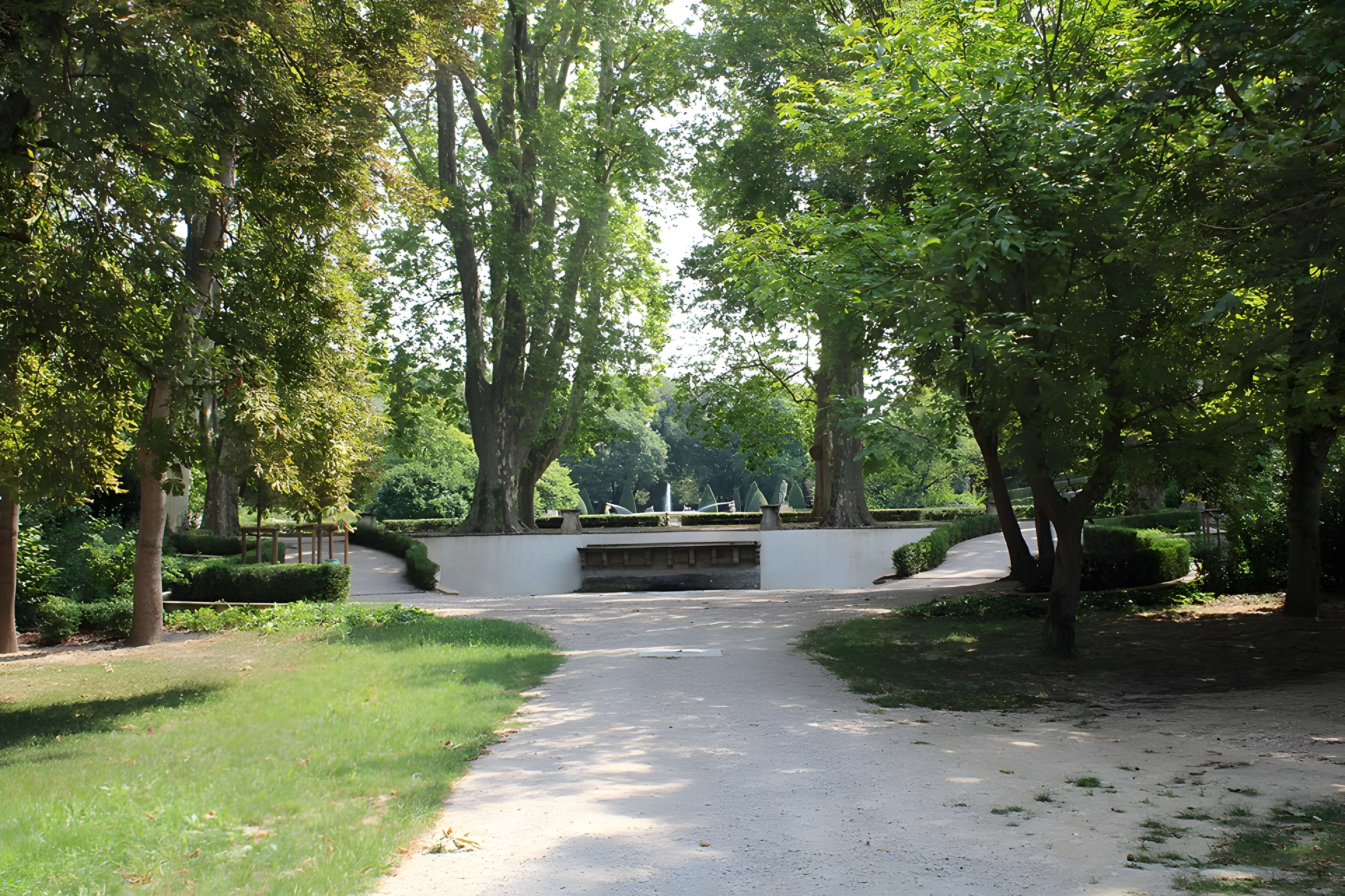 Jardin d'en haut de Bouc-Bel-Air