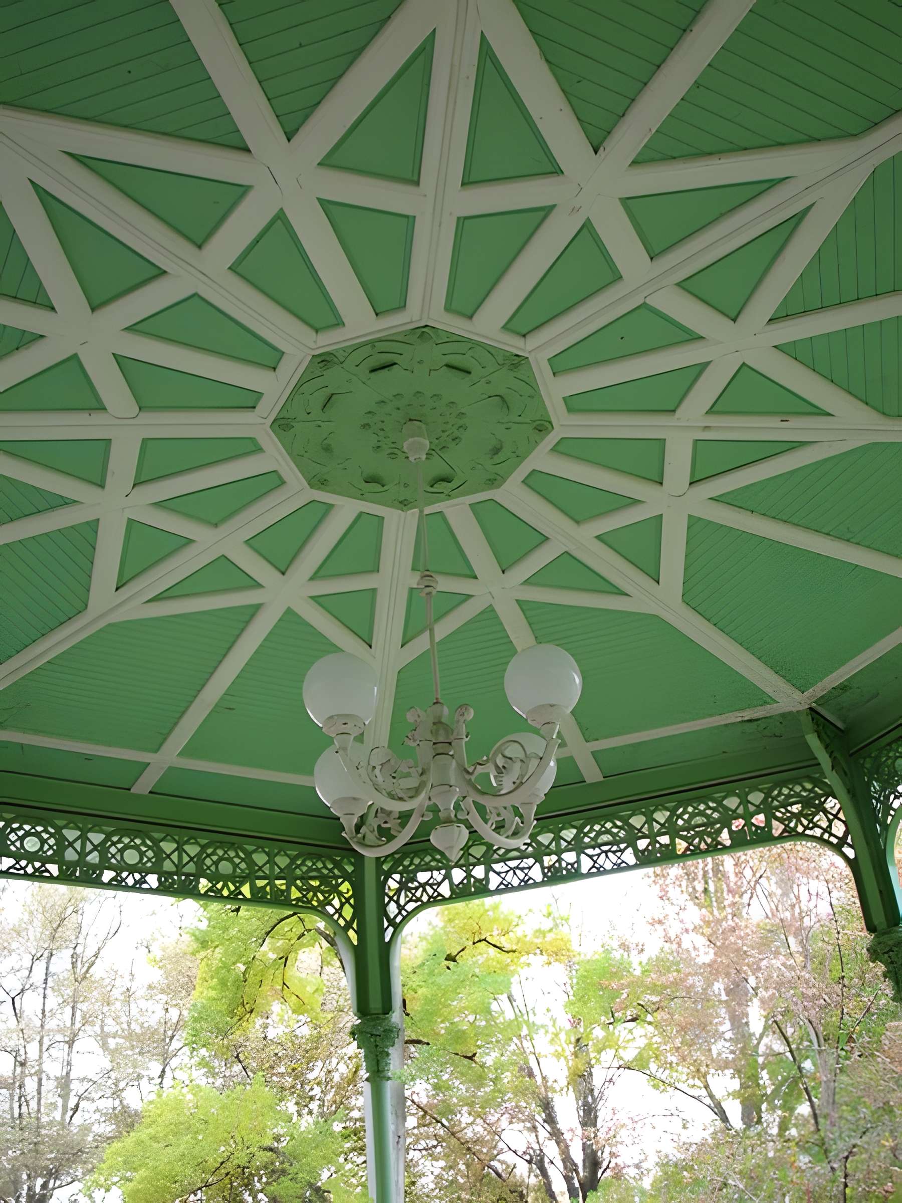 Kiosque Parc des Bourins à Vichy