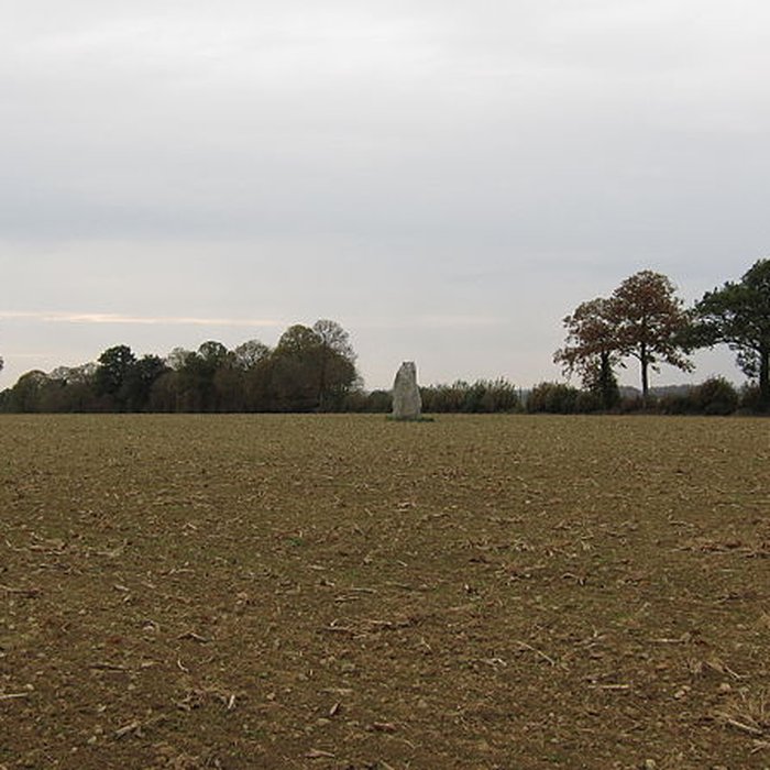 Photo de La Pierre Blanche de Pocé-les-Bois