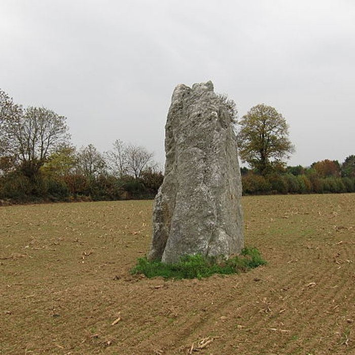 Photo de La Pierre Blanche de Pocé-les-Bois