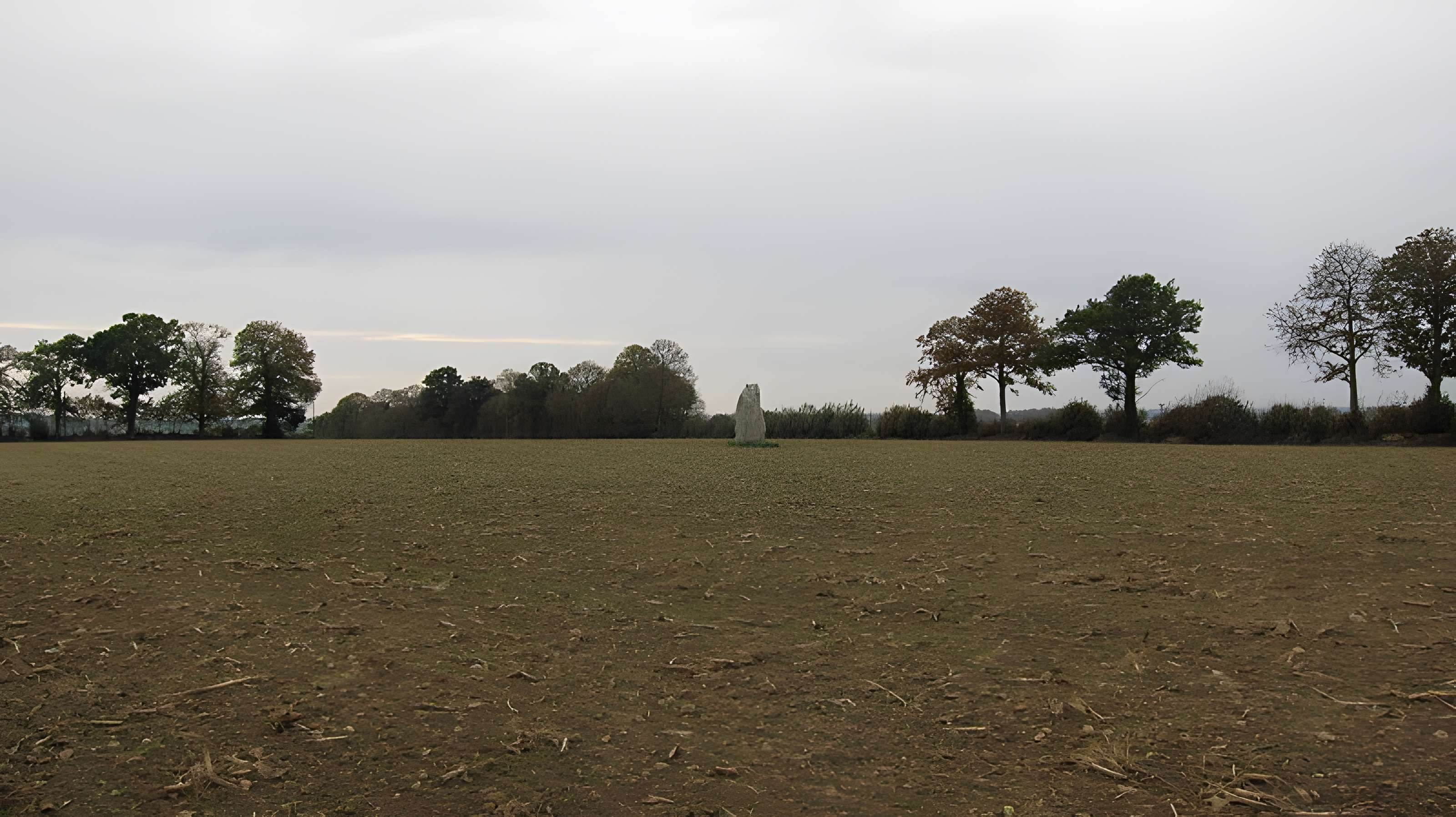 La Pierre Blanche de Pocé-les-Bois