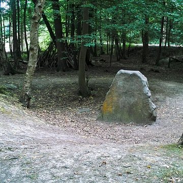 La Pierre de Chalais de Clamart