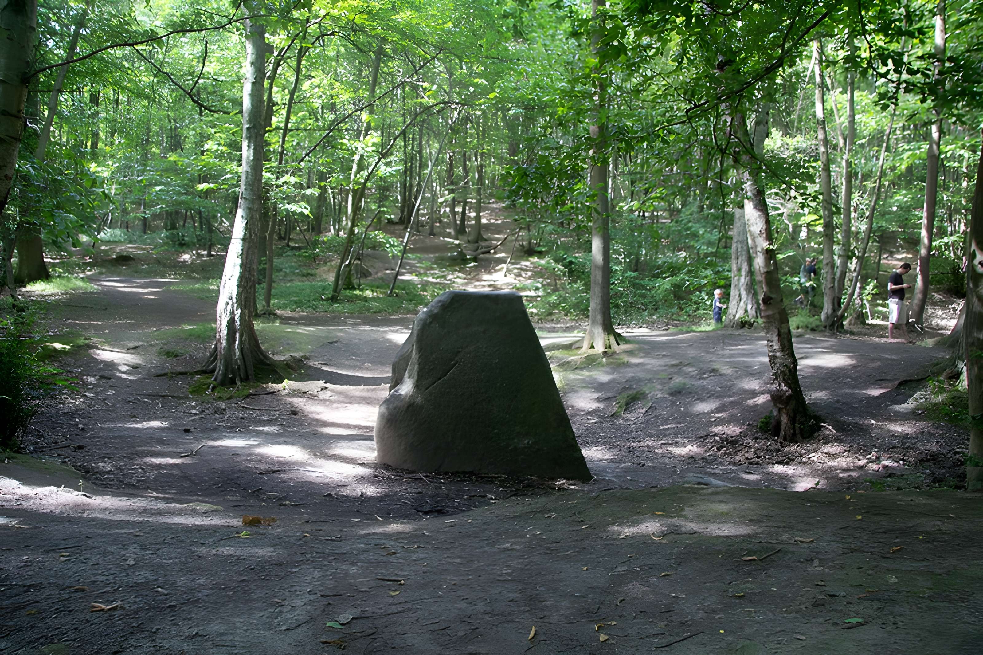 La Pierre de Chalais de Clamart