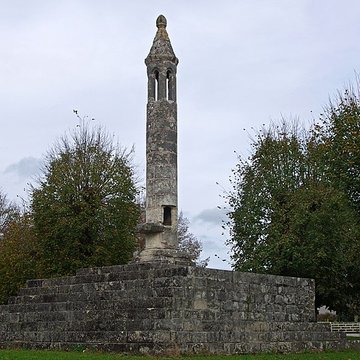 Lanterne des morts de Ciron