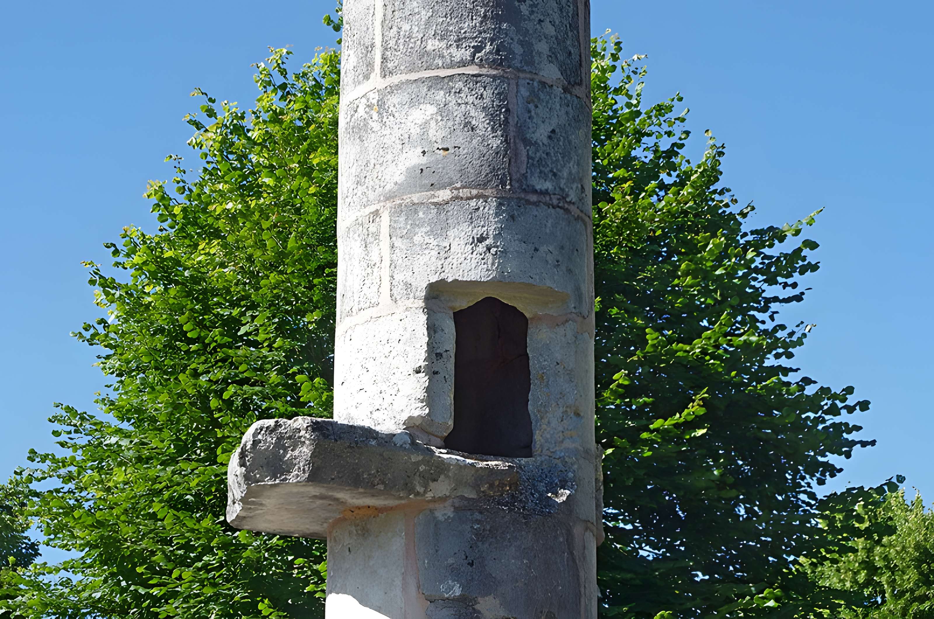 Lanterne des morts de Ciron