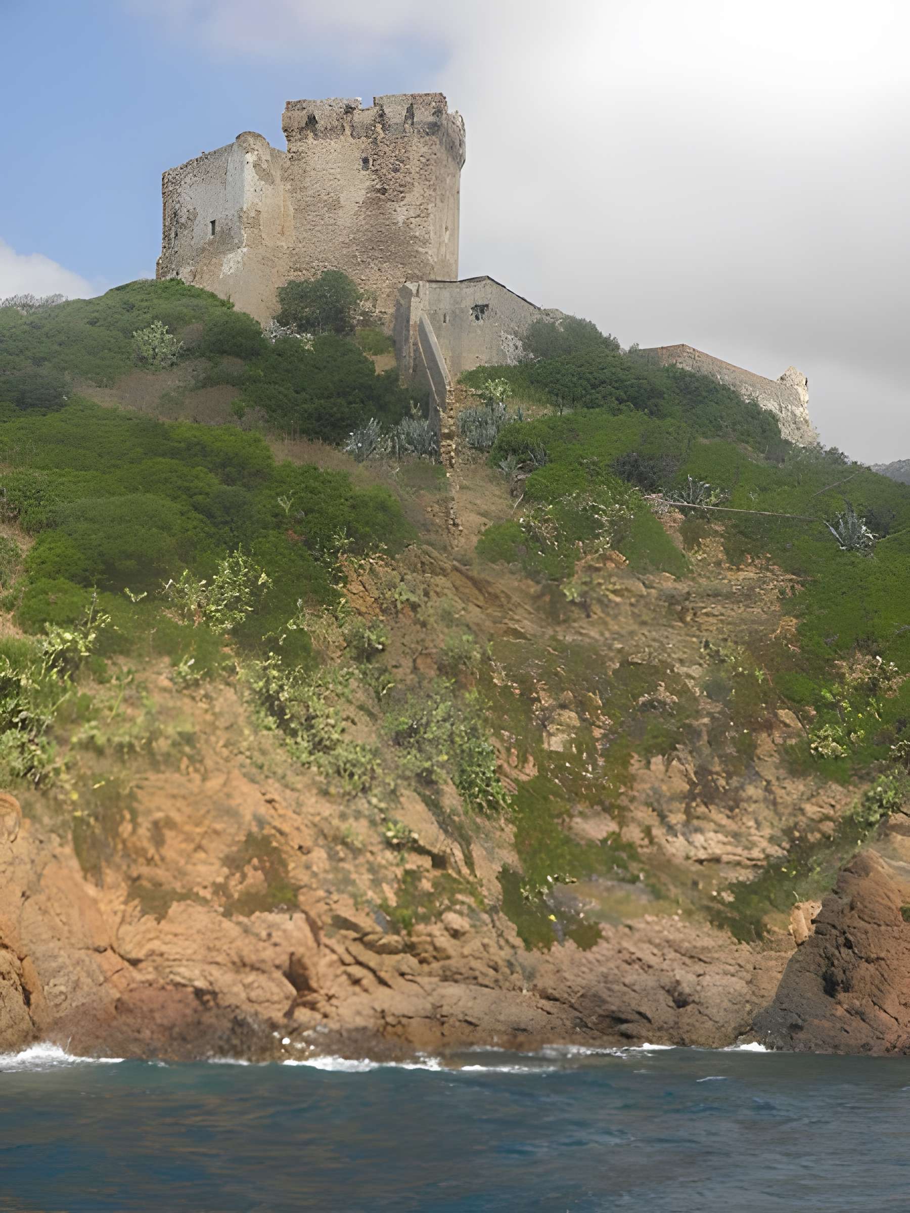 Fortin de Girolata à Osani