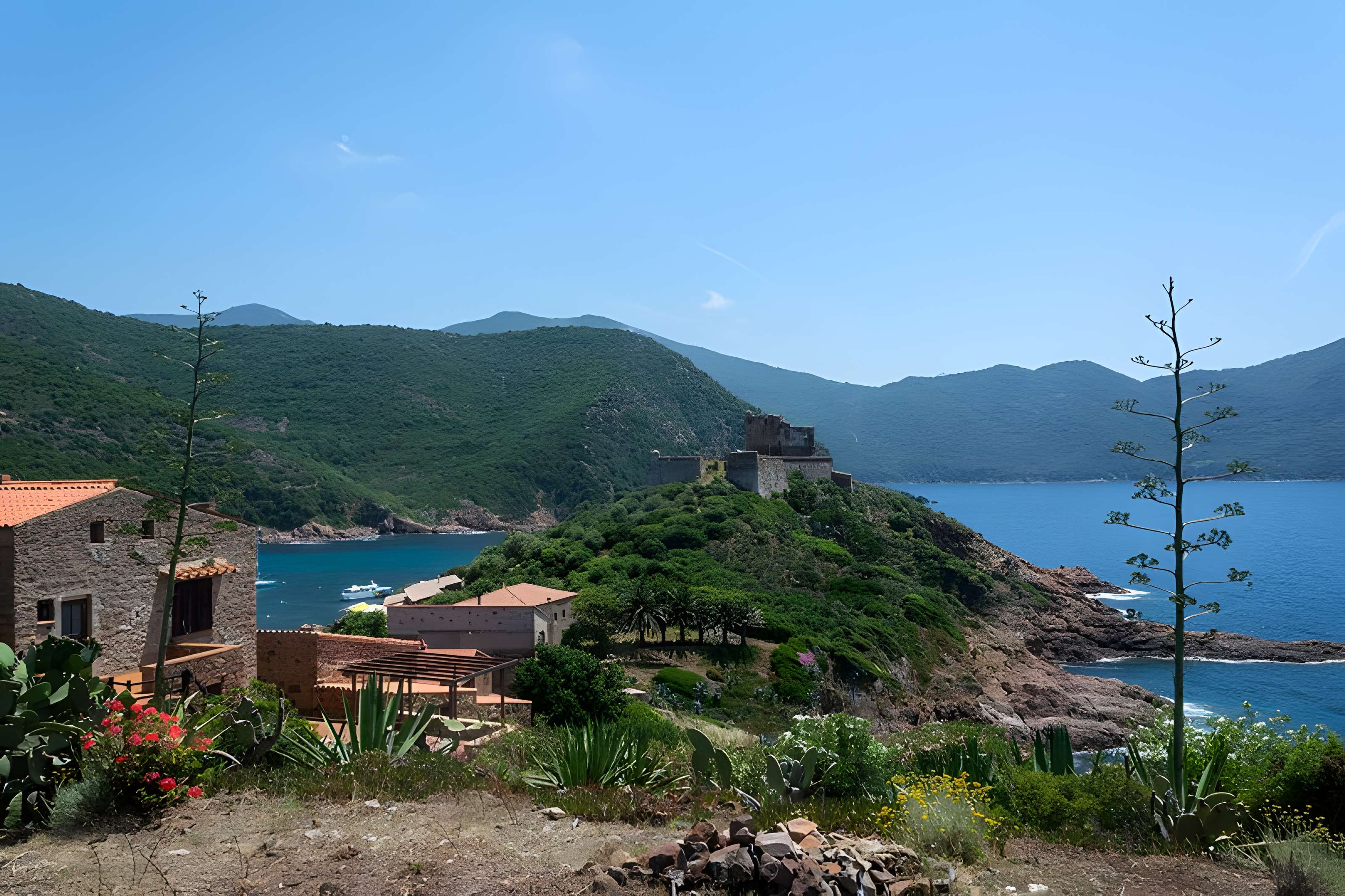 Fortin de Girolata à Osani