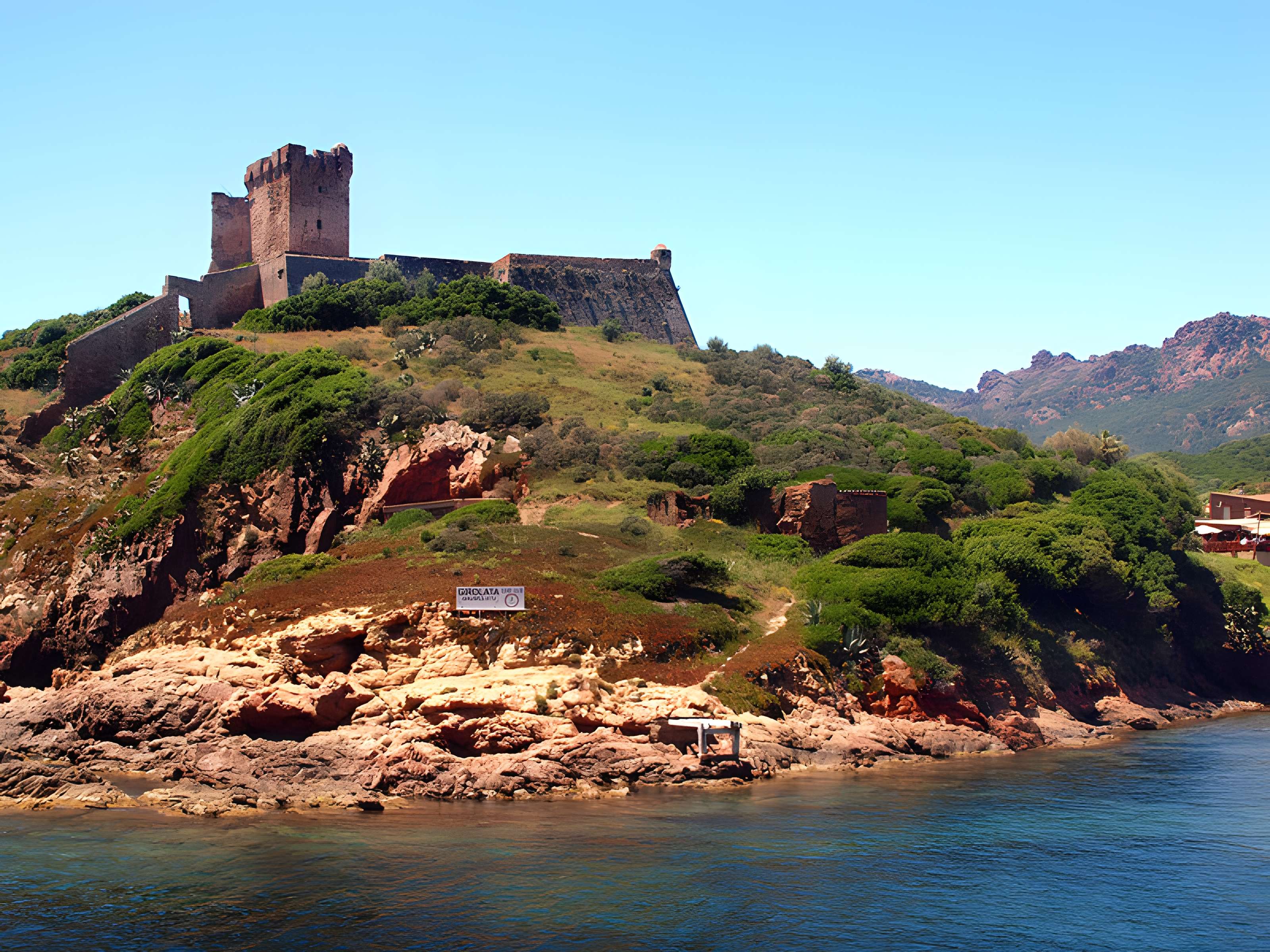 Fortin de Girolata à Osani