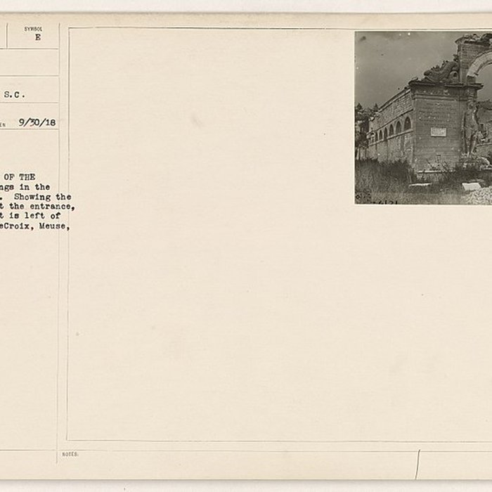 Photo de Lavoir et fontaine de Lacroix-sur-Meuse