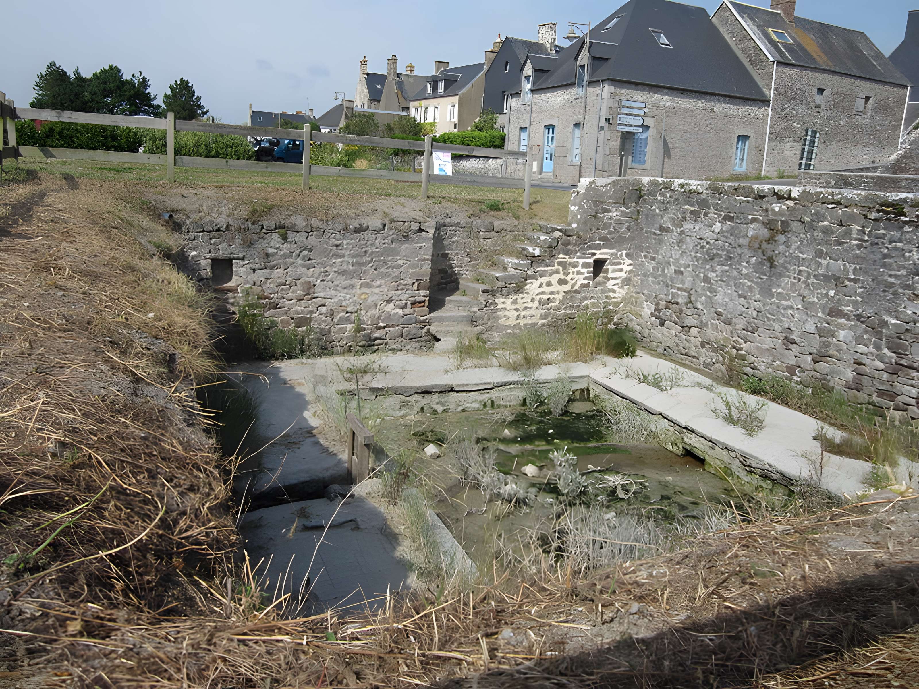 Lavoir de Regnéville-sur-Mer