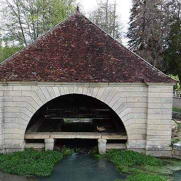 Lavoir de Voutenay-sur-Cure