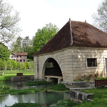 Lavoir de Voutenay-sur-Cure