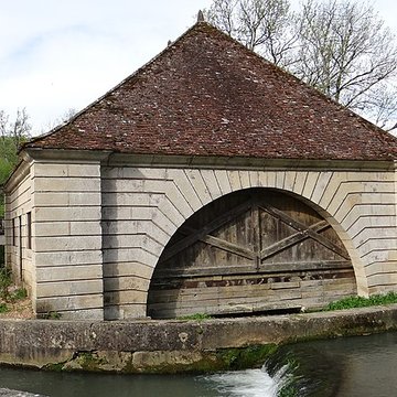 Lavoir de Voutenay-sur-Cure