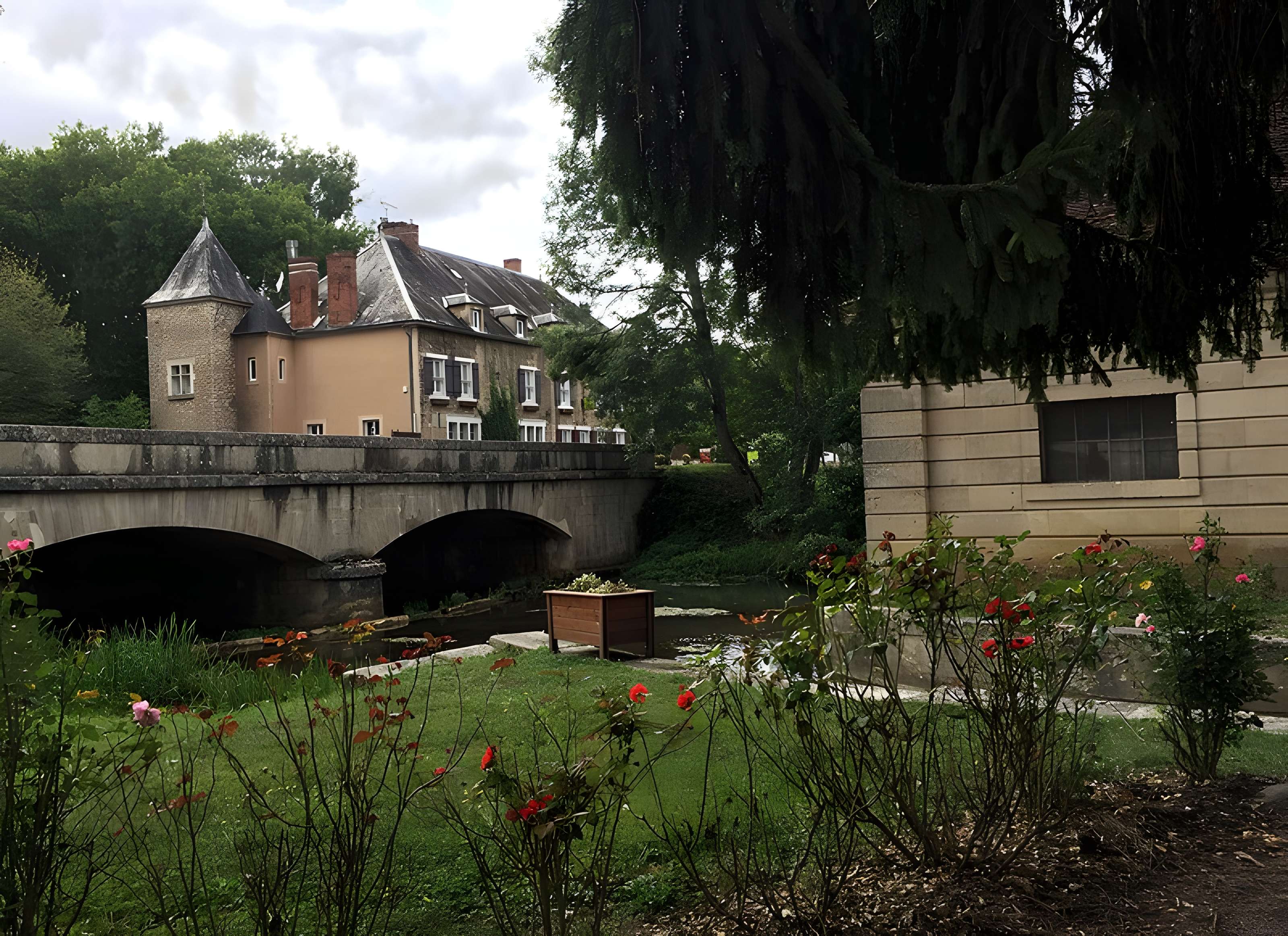 Lavoir de Voutenay-sur-Cure