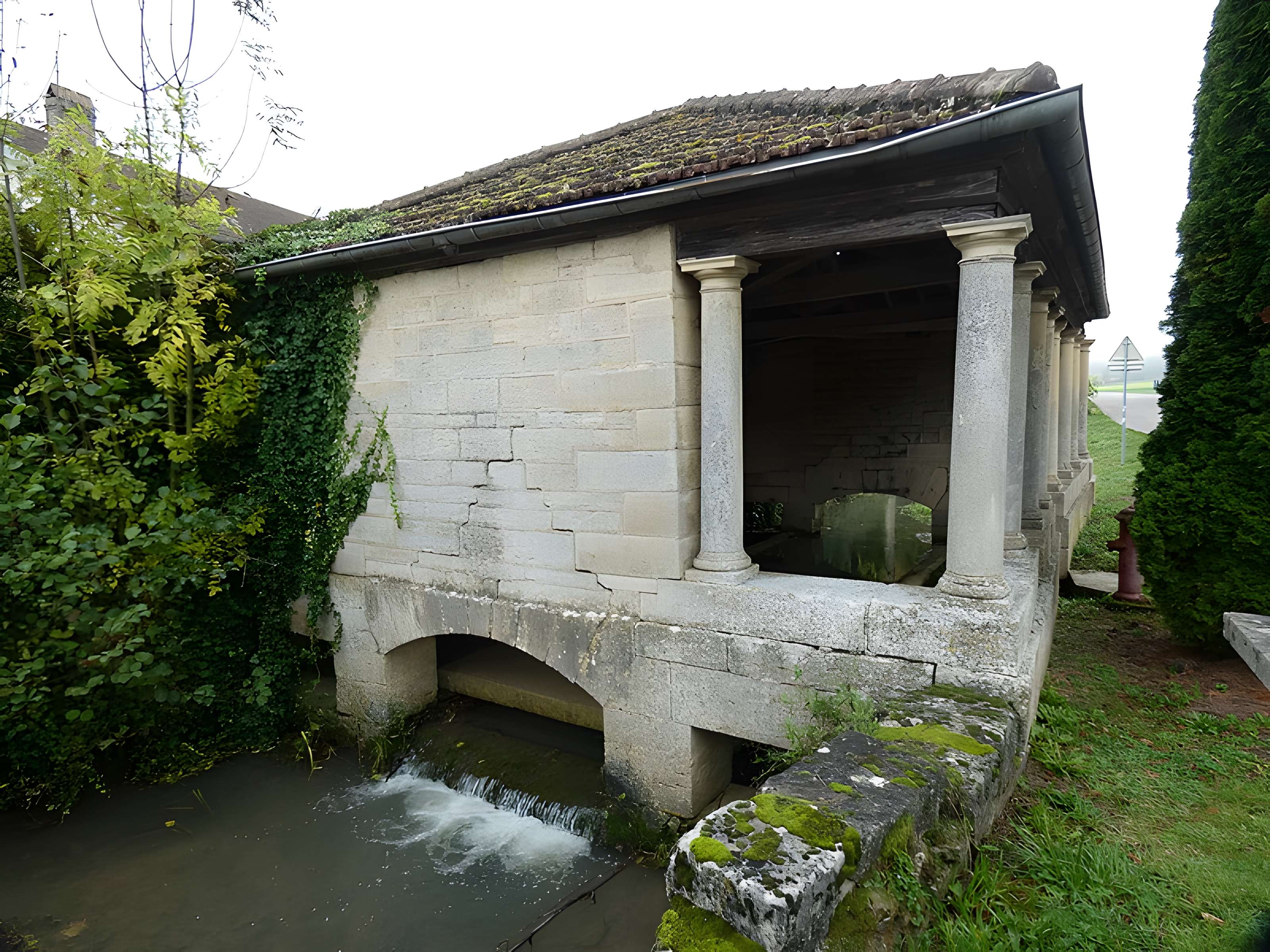 Lavoir Nord d'Oyrières