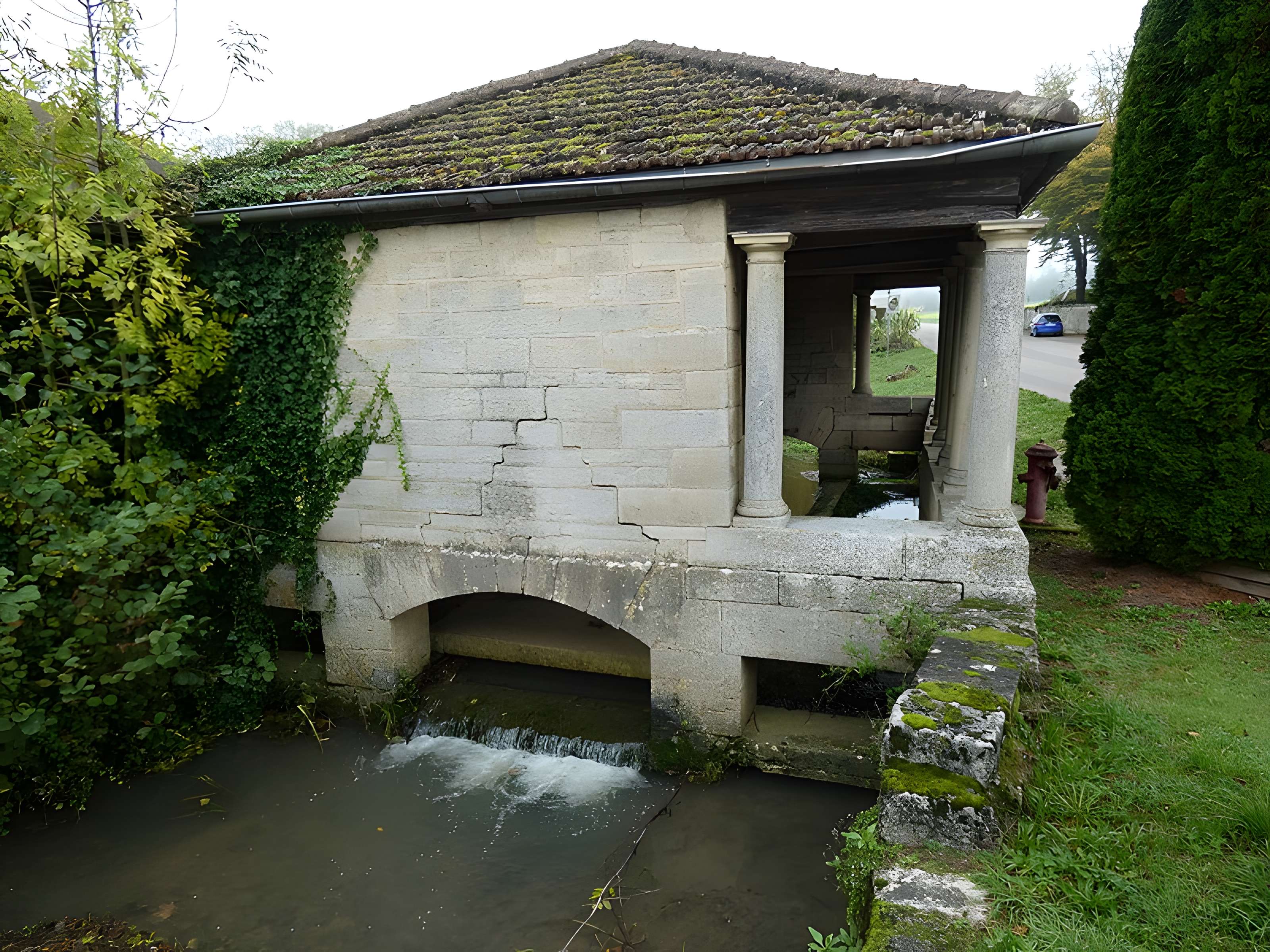 Lavoir Nord d'Oyrières