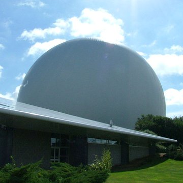 Le Radôme à Pleumeur-Bodou