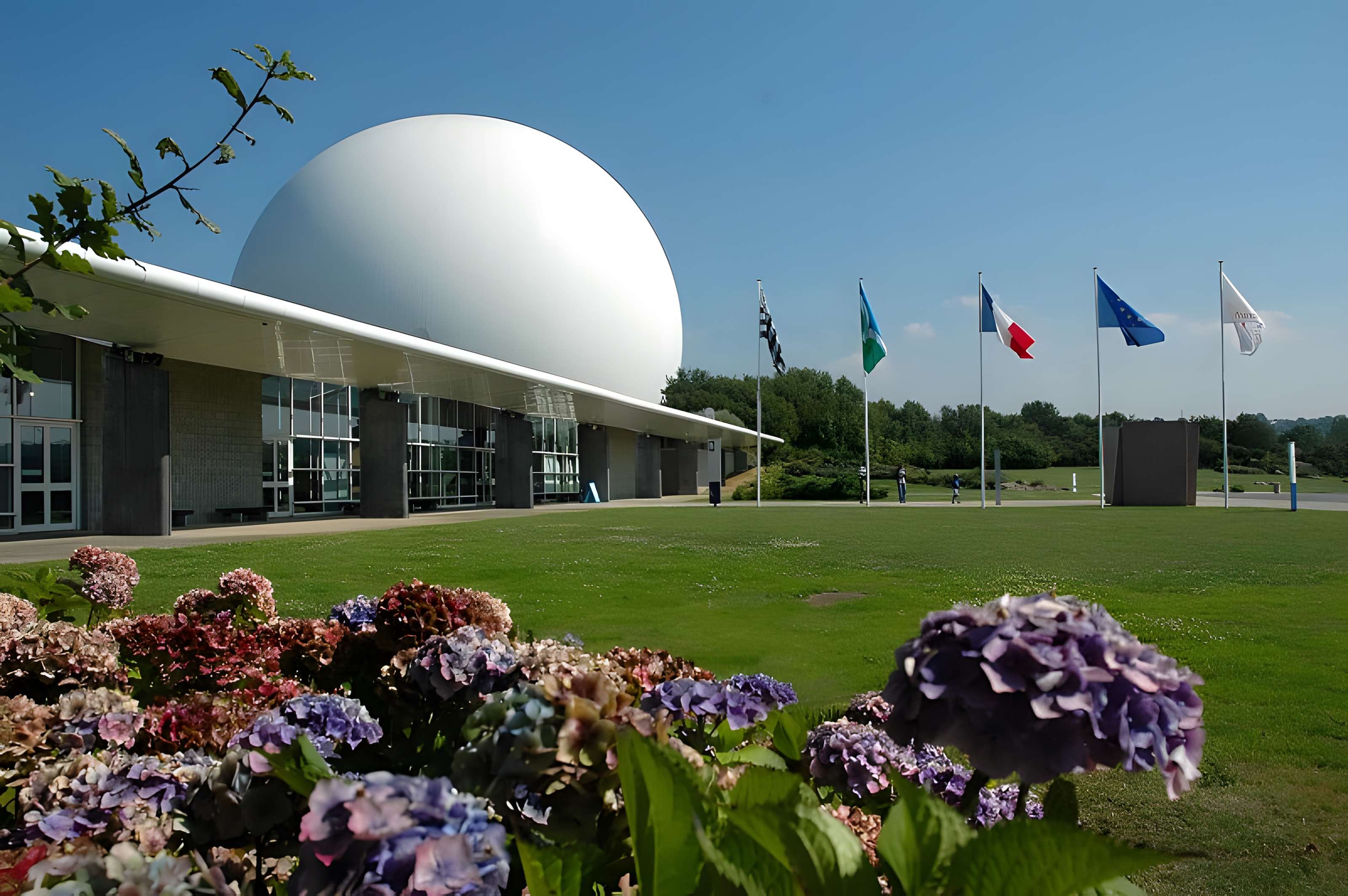 Le Radôme à Pleumeur-Bodou