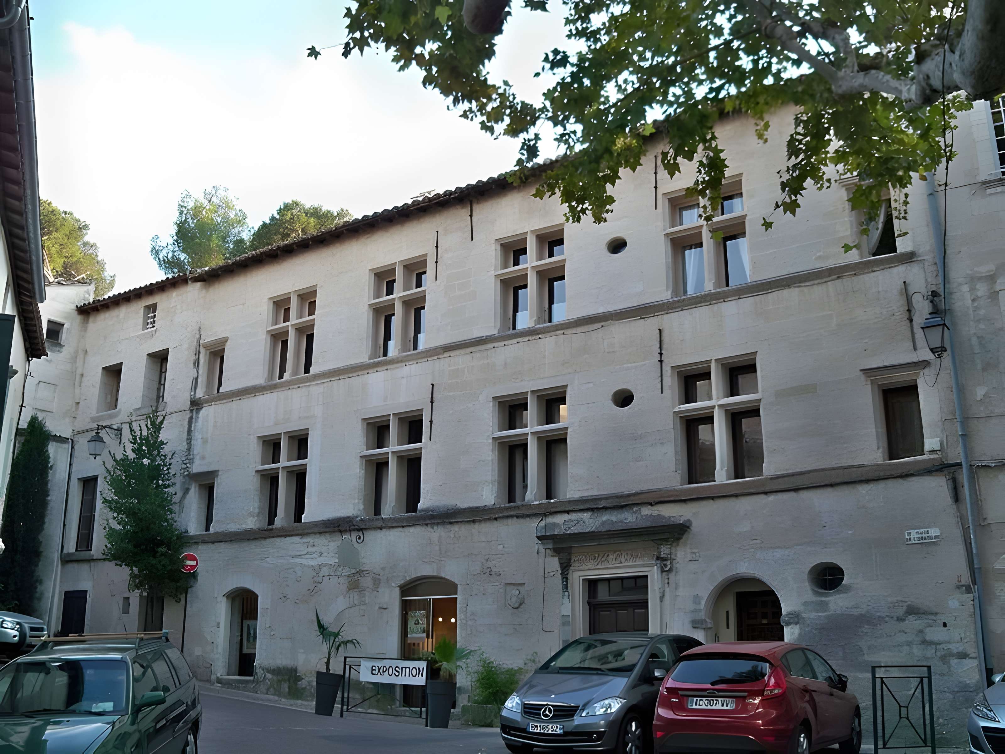 Livrée cardinalice de Canilhac à Villeneuve-lès-Avignon 