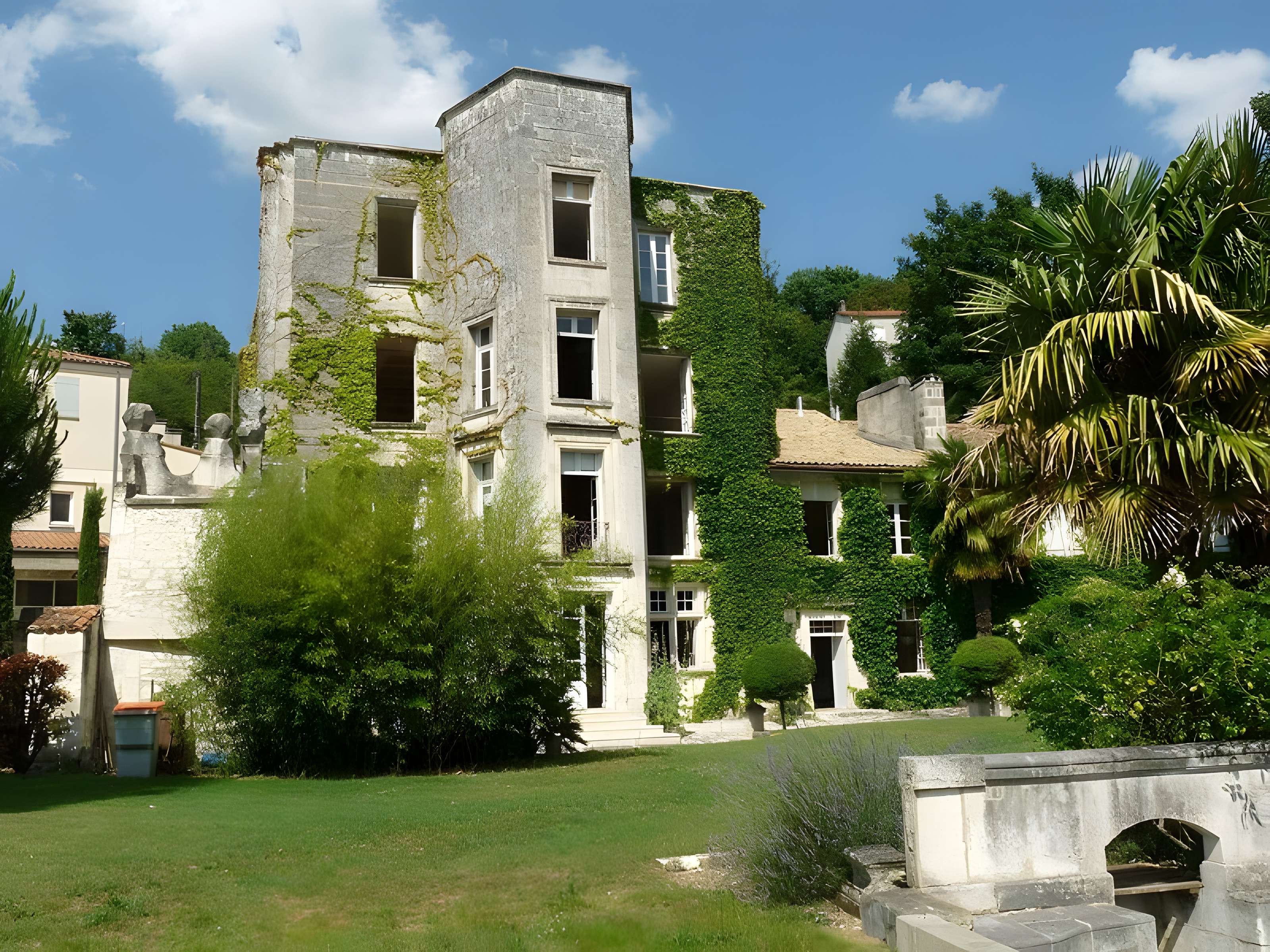 Logis de la Tourgarnier à Angoulême 