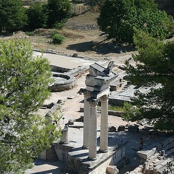 Fouilles du Glanum à Saint-Rémy-de-Provence