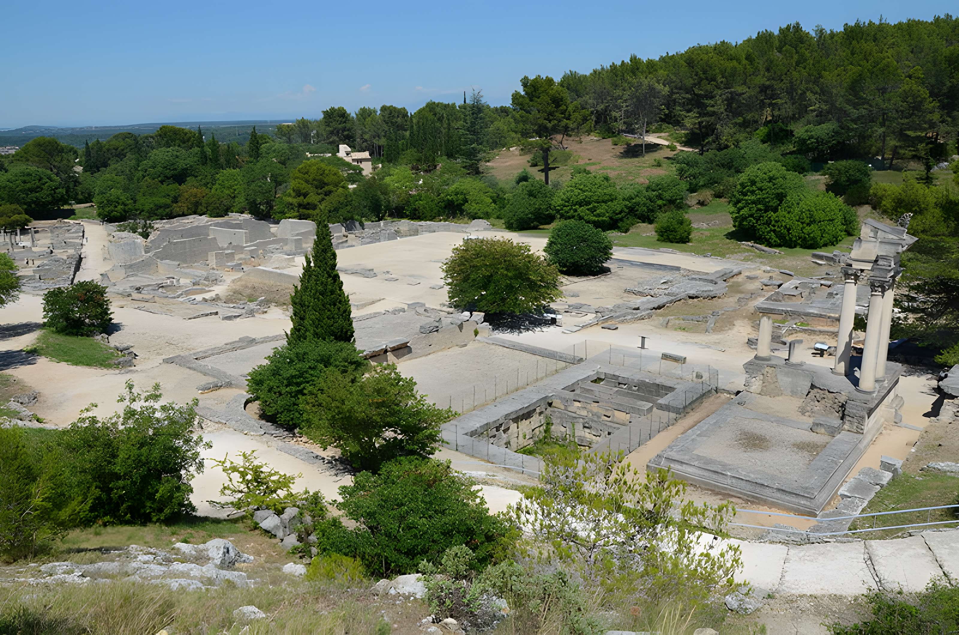 Fouilles du Glanum à Saint-Rémy-de-Provence