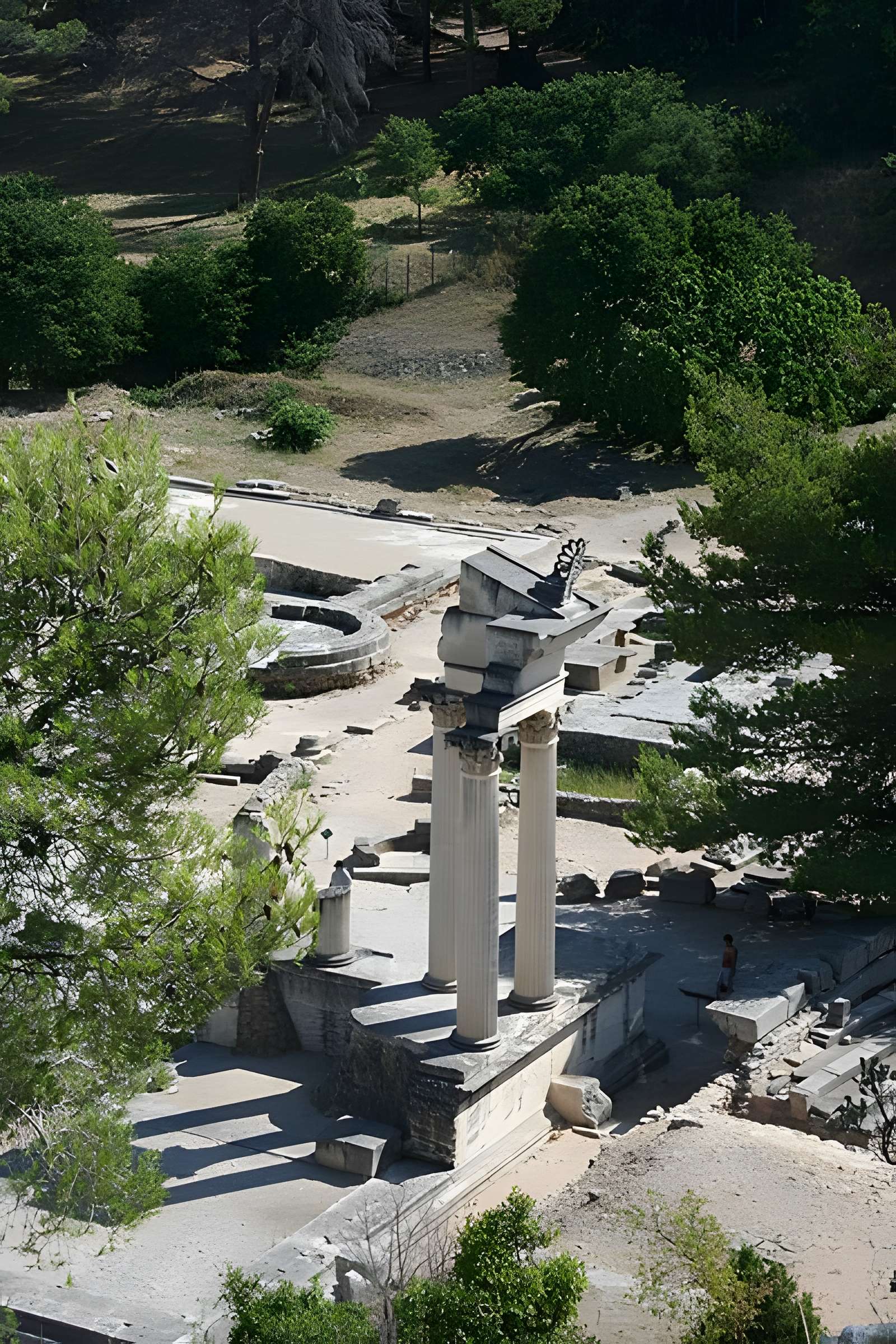 Fouilles du Glanum à Saint-Rémy-de-Provence