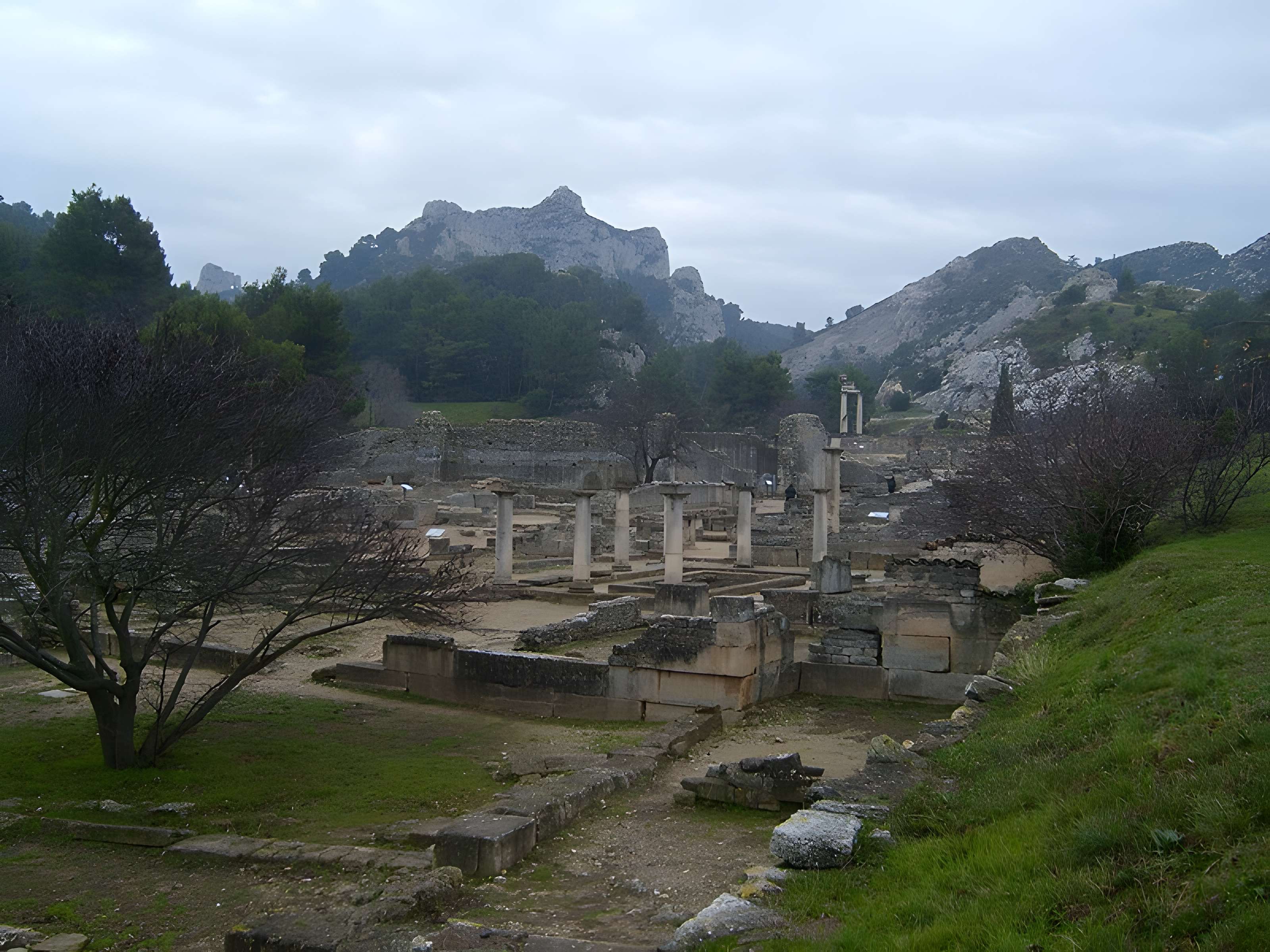 Fouilles du Glanum à Saint-Rémy-de-Provence