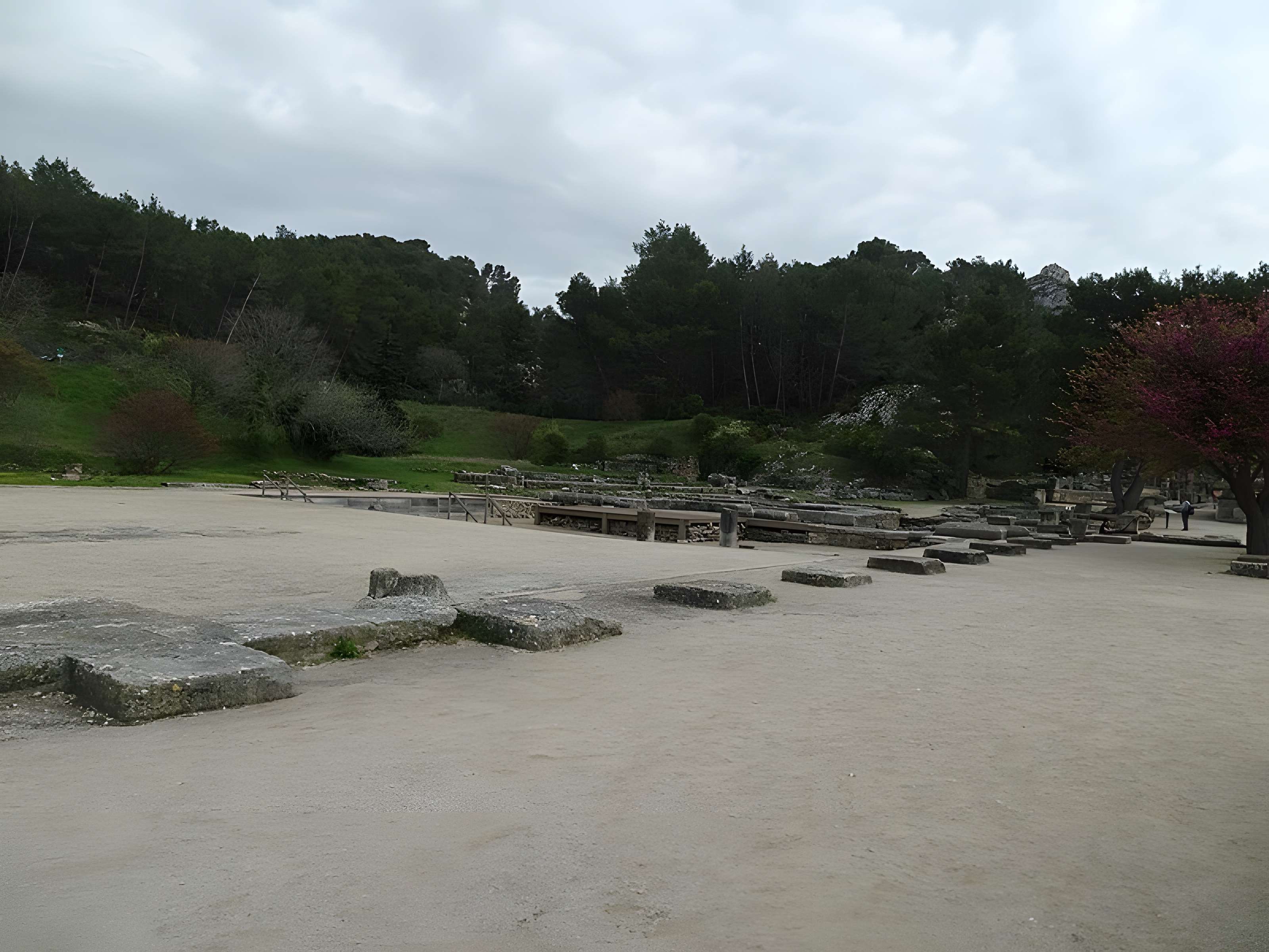 Fouilles du Glanum à Saint-Rémy-de-Provence